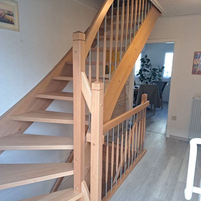 Einbautreppe in Buche