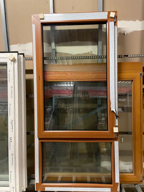 KST-Fenster (88er Profil) innen + außen Streifen douglasie, 990 x 2085 (unten Festfeld)
