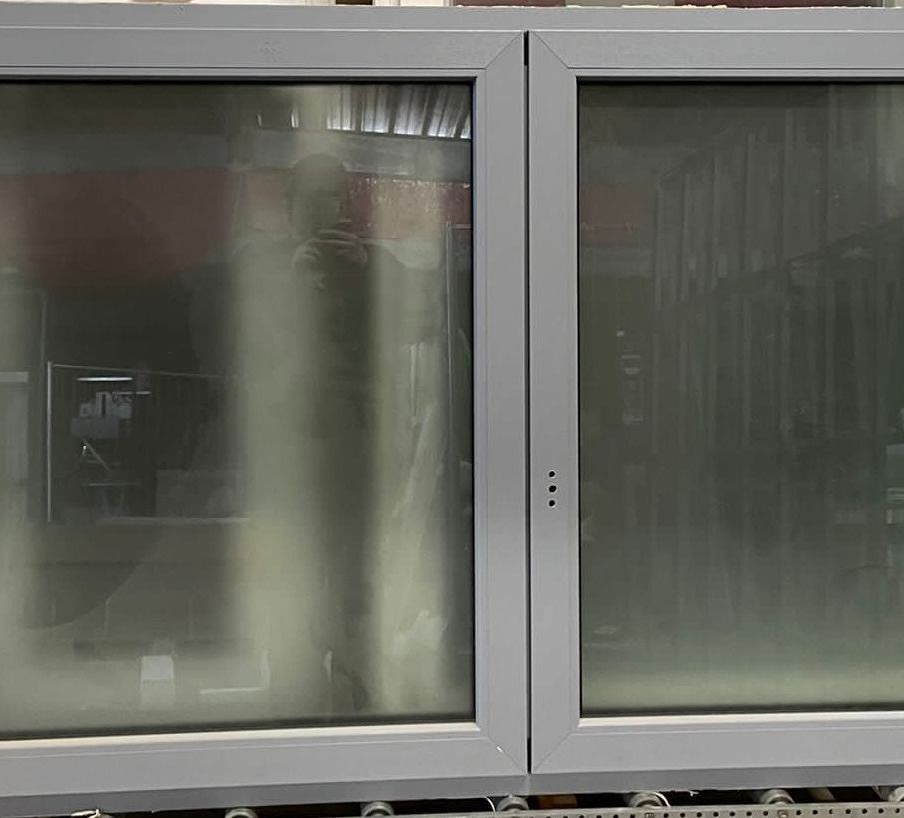 Kunststofffenster-Fenster (76er Kömmerling Profil) innen + außen Lichtgrau, 2600 x 1180 (2-flgl. Kämpfer)